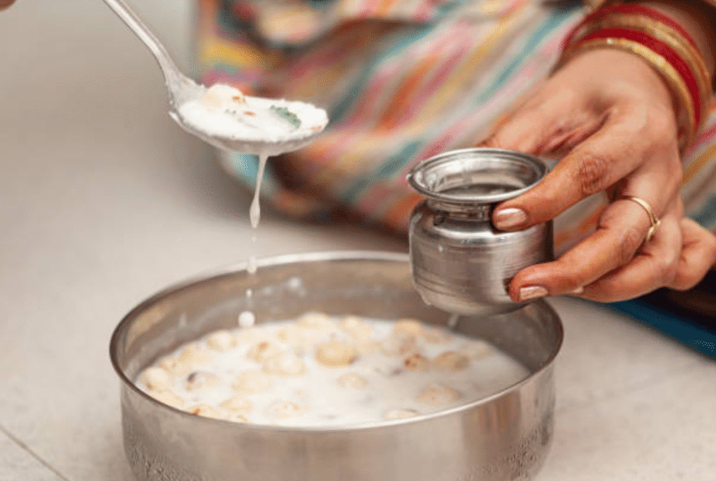 लो-फैट मखाना खीर रेसिपी – Low Fat Makhana Kheer Best Recipe 2025